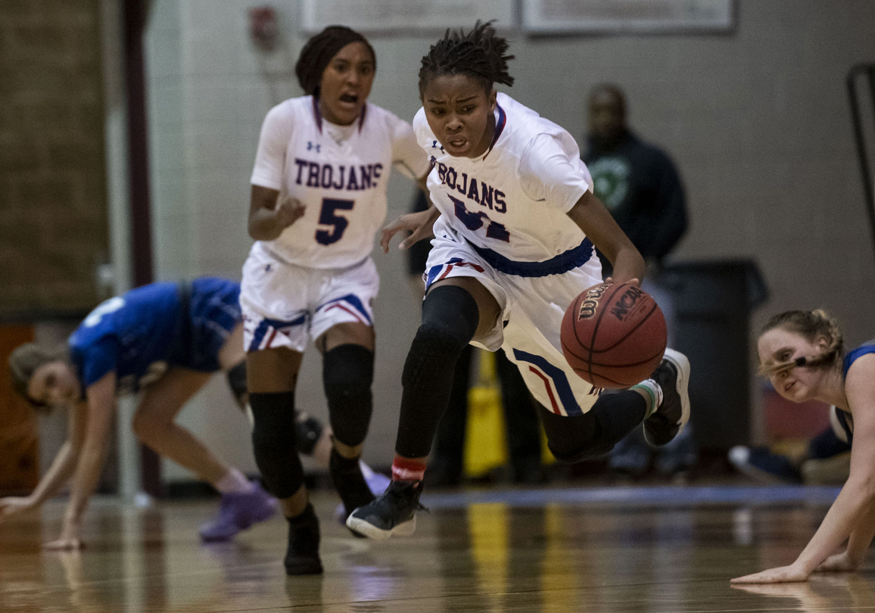 021220-sw-ffc-hoops 06.jpg